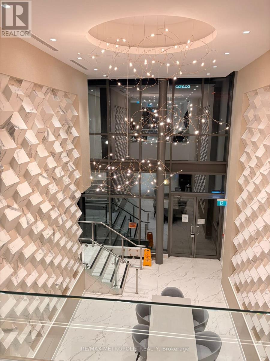 312 - 11 Brunel Court, Toronto, Ontario M5V 3Y3 - Photo 3 - C12594912