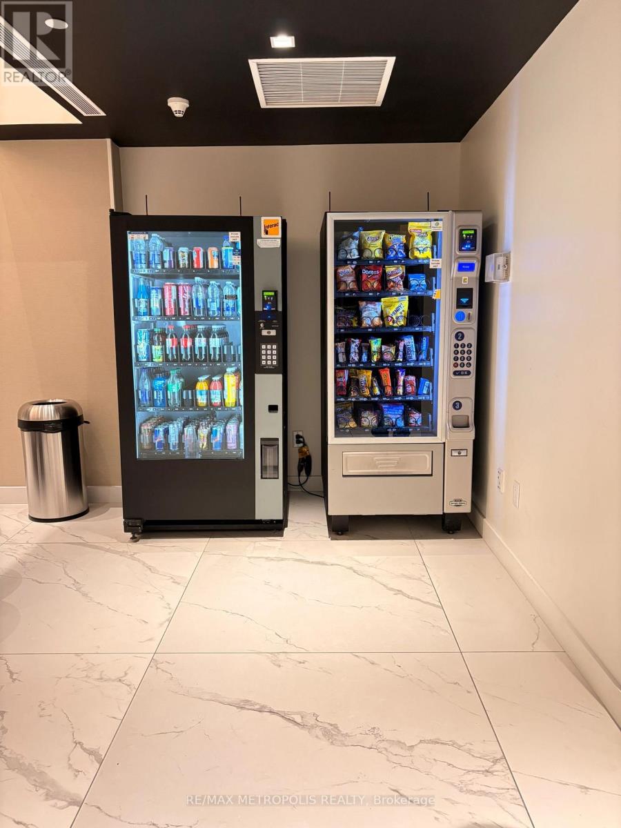 312 - 11 Brunel Court, Toronto, Ontario M5V 3Y3 - Photo 4 - C12594912