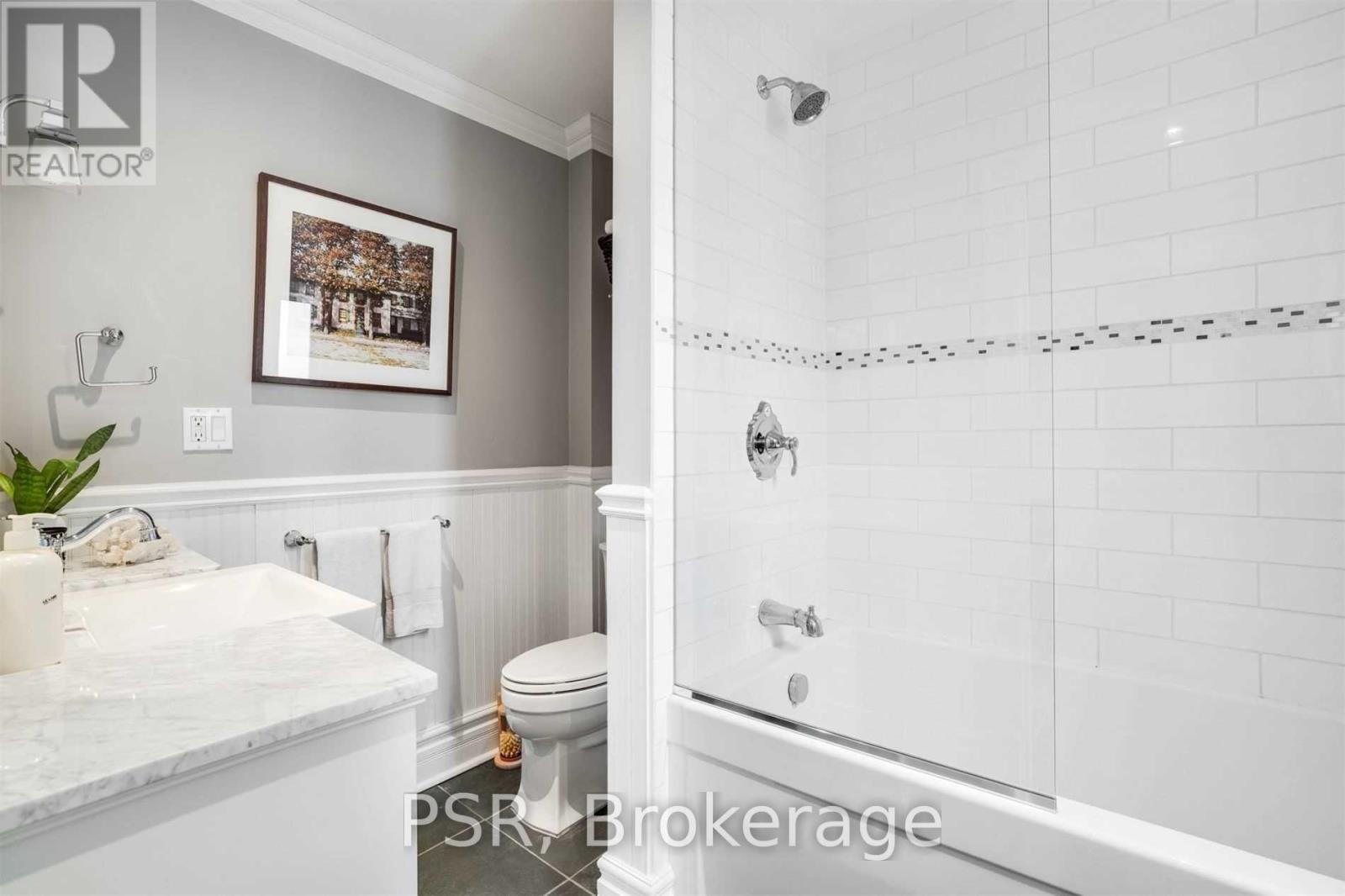 2 - 151 Robert Street, Toronto, Ontario  M5S 2K6 - Photo 11 - C12594994