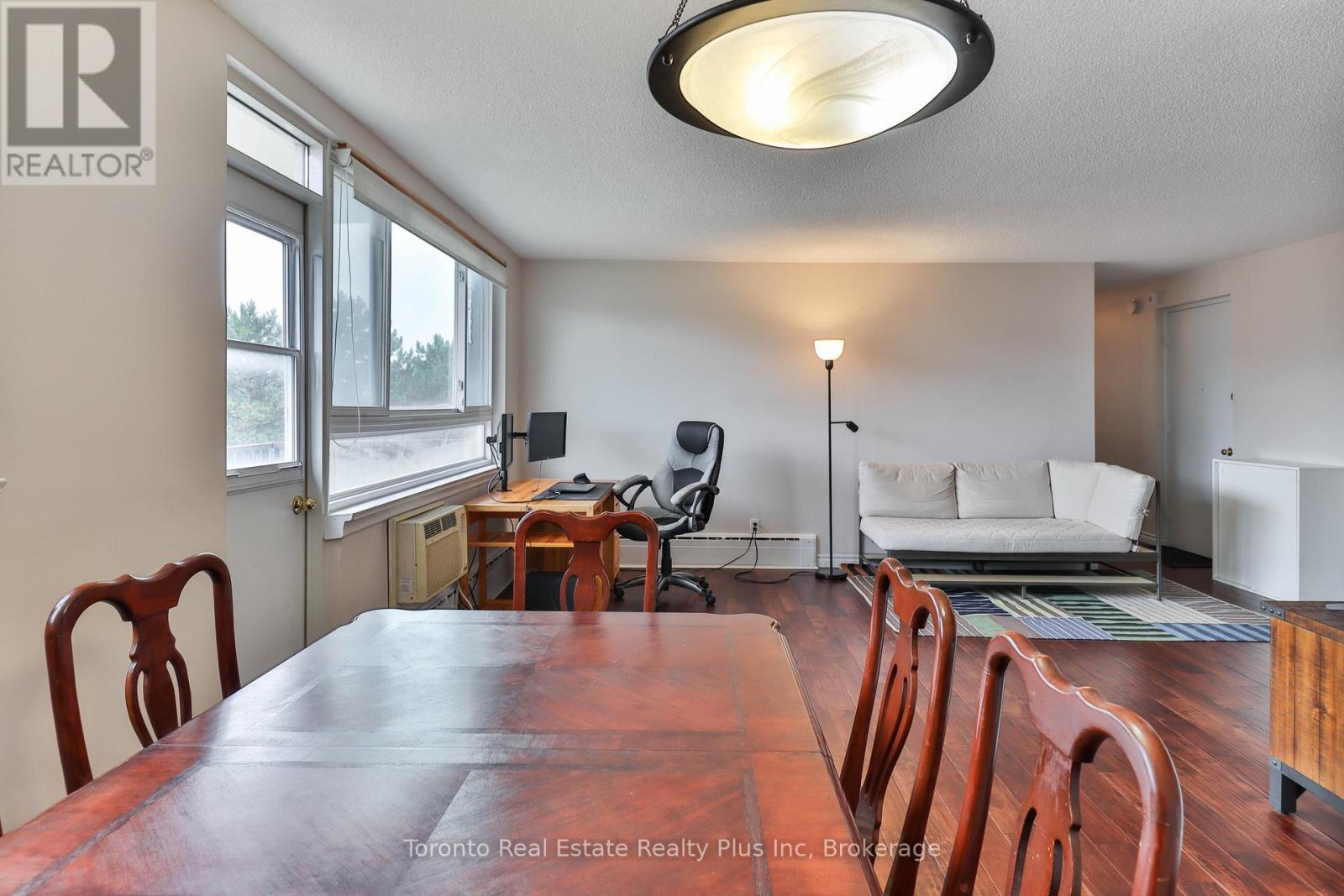 303 - 55 Neptune Drive, Toronto, Ontario  M6A 1X2 - Photo 14 - C12595018