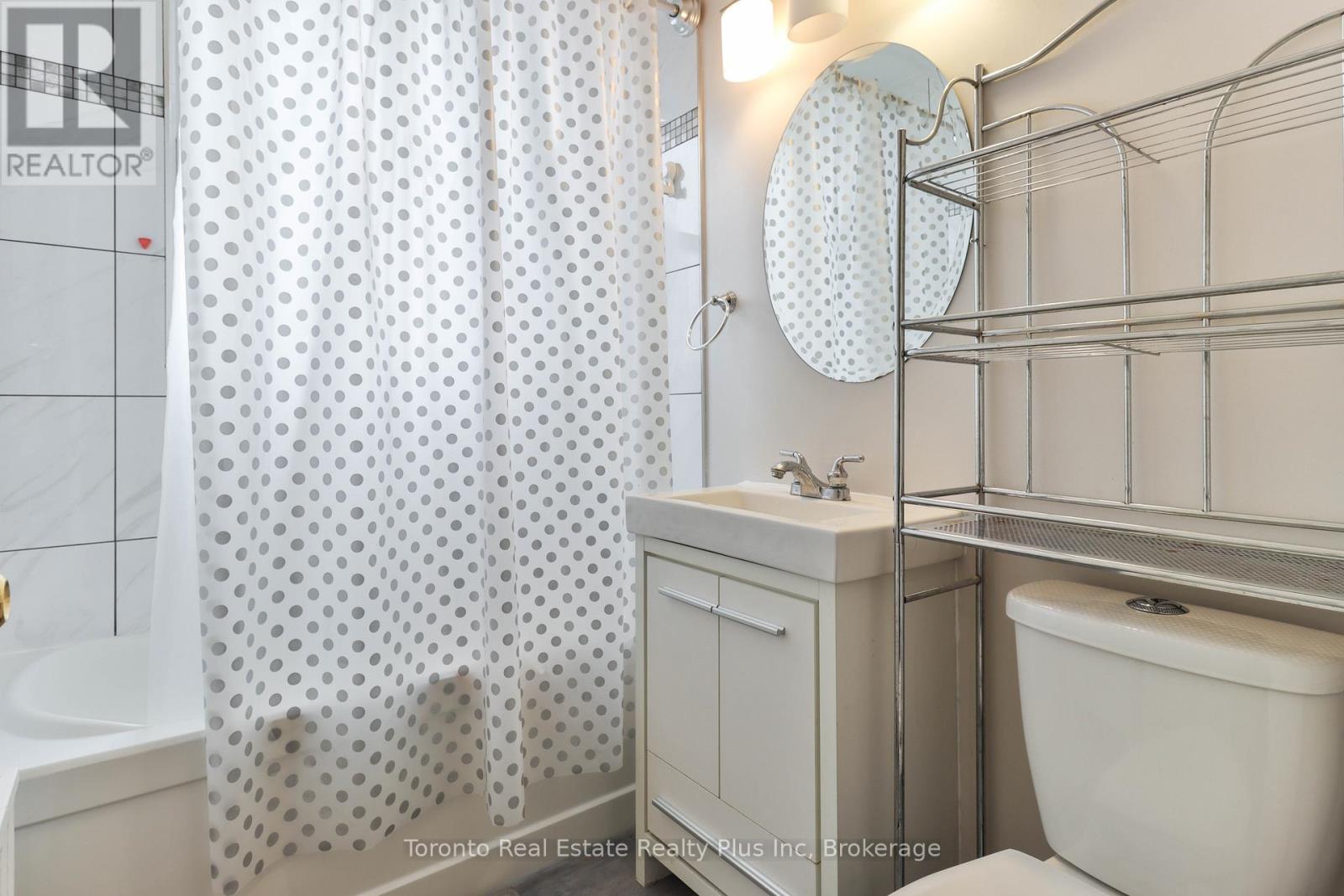 303 - 55 Neptune Drive, Toronto, Ontario  M6A 1X2 - Photo 19 - C12595018