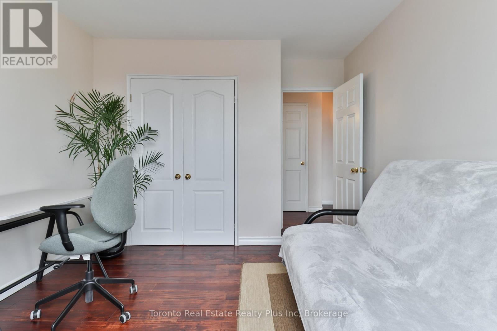 303 - 55 Neptune Drive, Toronto, Ontario  M6A 1X2 - Photo 23 - C12595018