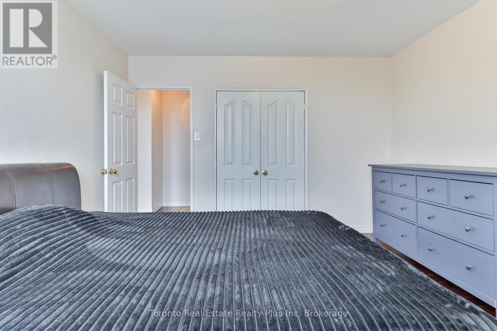 303 - 55 Neptune Drive, Toronto, Ontario  M6A 1X2 - Photo 27 - C12595018