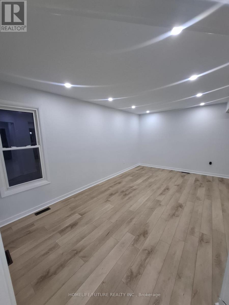 9 Brennan Road, Ajax, Ontario  L1T 2G1 - Photo 6 - E12594938