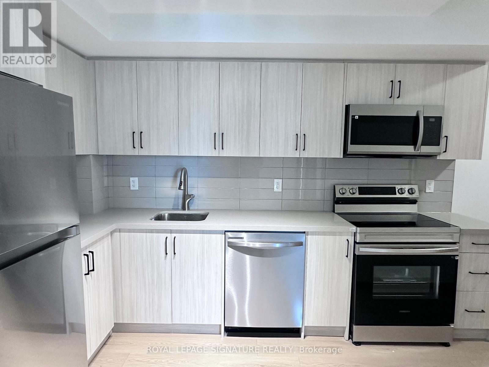 B312 - 3429 Sheppard Avenue E, Toronto, Ontario  M1T 0C2 - Photo 2 - E12594986