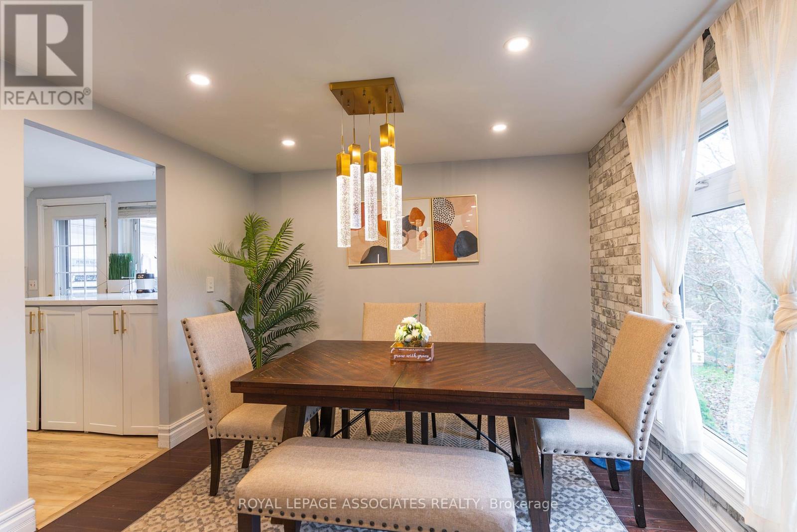 692 Down Crescent, Oshawa, Ontario  L1H 7Y1 - Photo 14 - E12595000