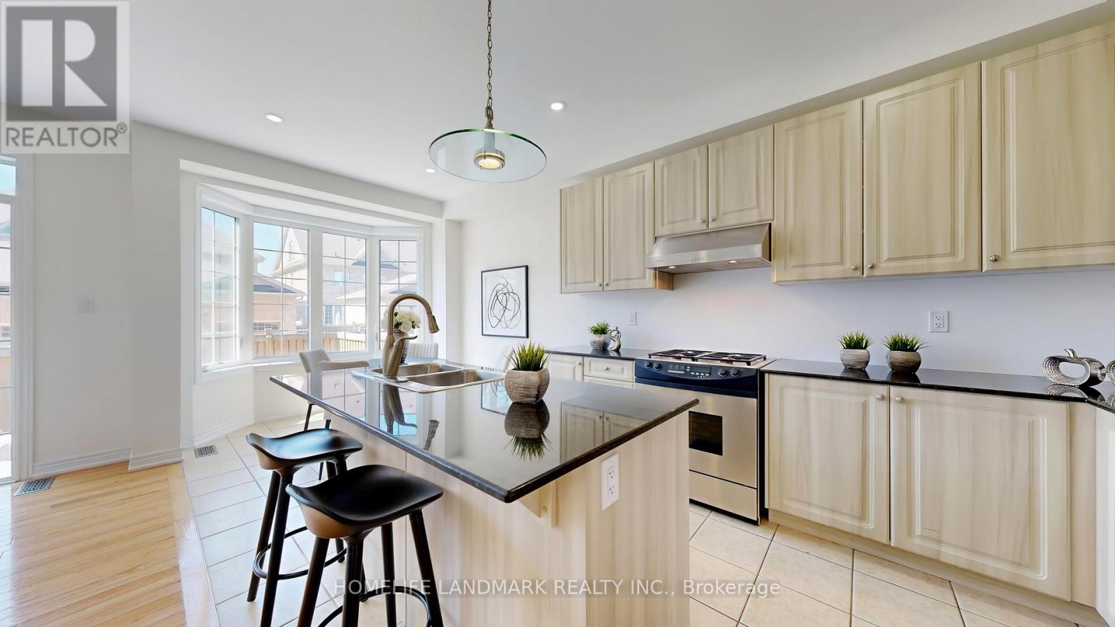 116 Pelee Avenue, Vaughan, Ontario  L4H 3Z2 - Photo 11 - N12594924