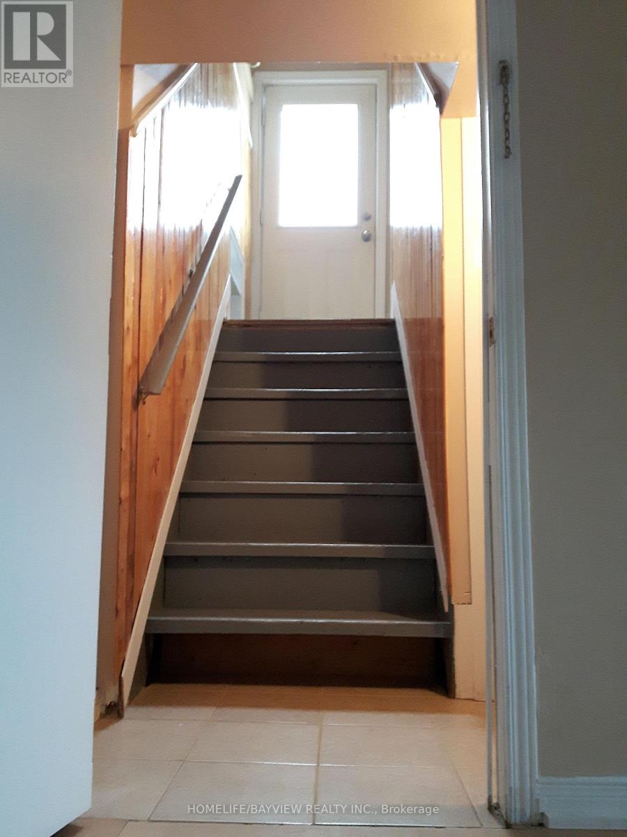 Basement - 218 Cherrywood Drive, Newmarket, Ontario  L3Y 2X8 - Photo 7 - N12594978