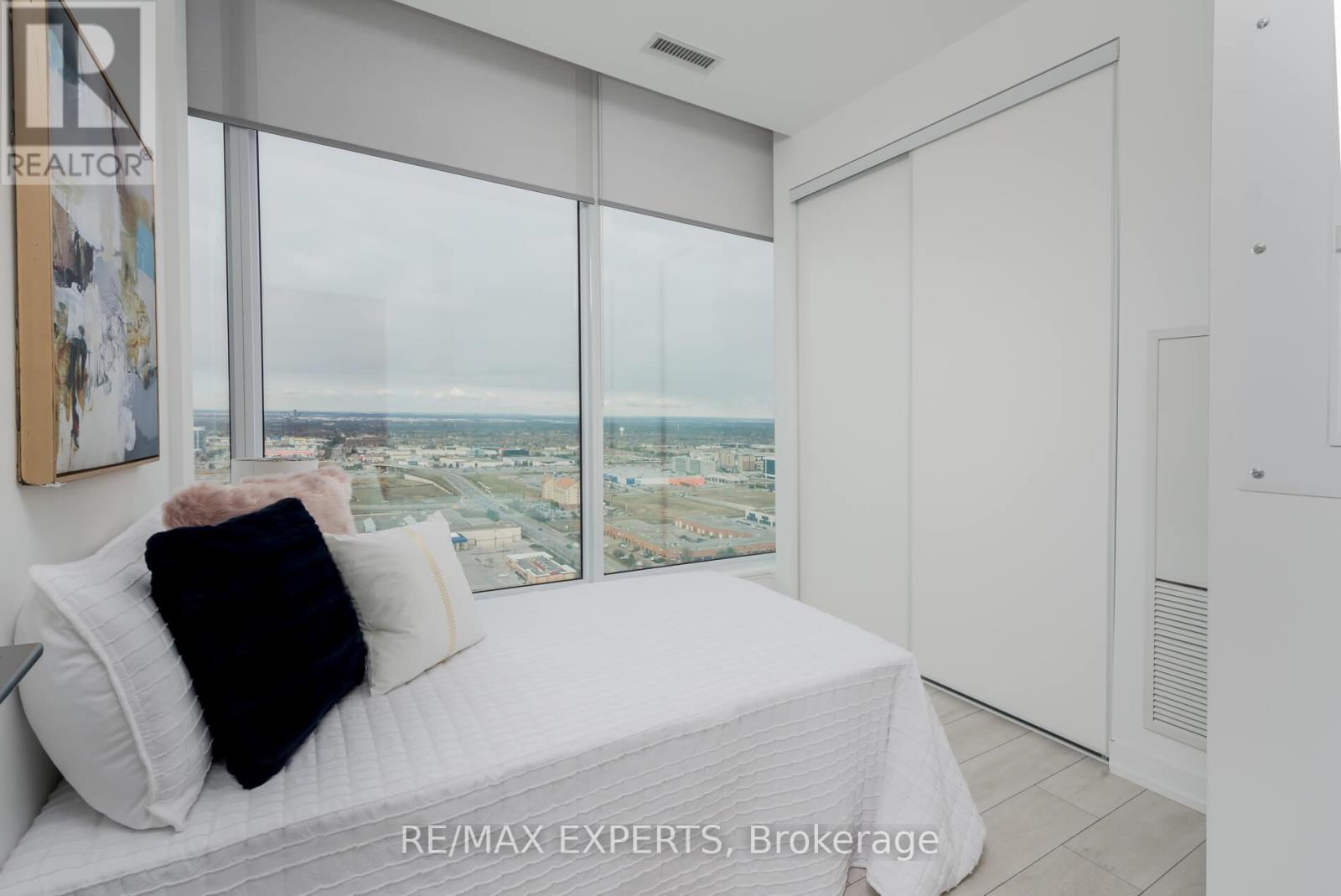 2910 - 5 Buttermill Avenue, Vaughan, Ontario  L4K 0J5 - Photo 20 - N12595016