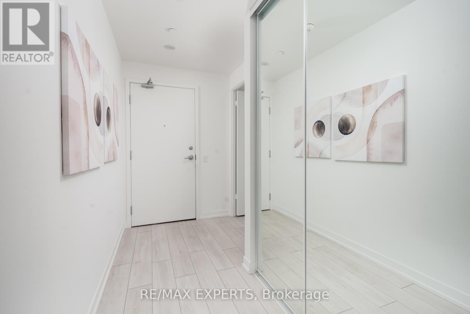 2910 - 5 Buttermill Avenue, Vaughan, Ontario  L4K 0J5 - Photo 4 - N12595016