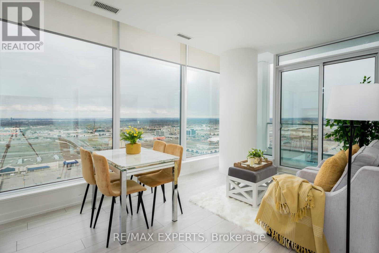 2910 - 5 Buttermill Avenue, Vaughan, Ontario  L4K 0J5 - Photo 6 - N12595016