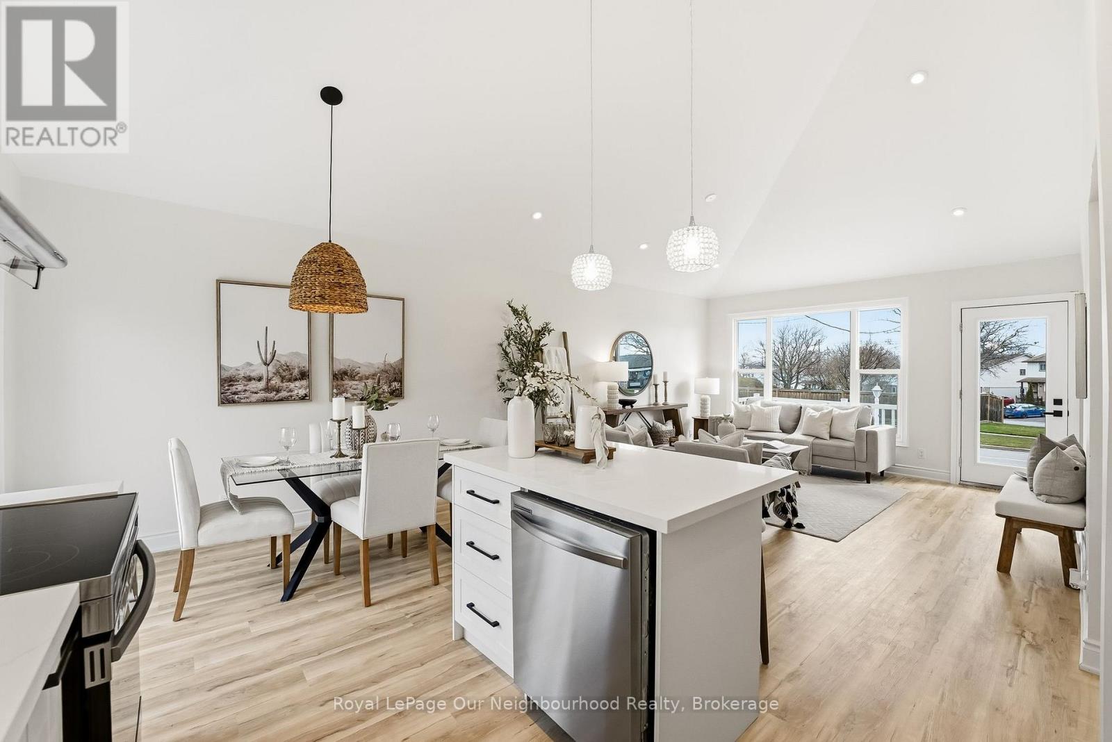 1346 SCUGOG AVENUE, Oshawa, Ontario