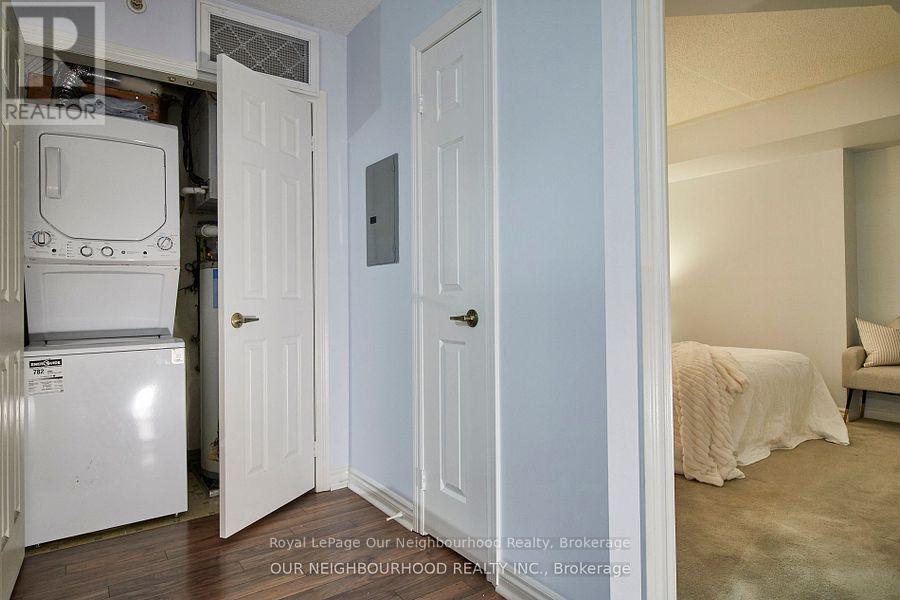 208 - 1431 Walker's Line, Burlington, Ontario  L7M 4N9 - Photo 12 - W12595130