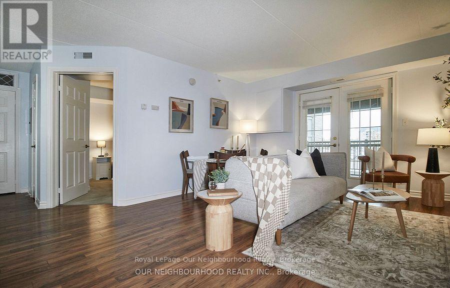 208 - 1431 Walker's Line, Burlington, Ontario  L7M 4N9 - Photo 3 - W12595130