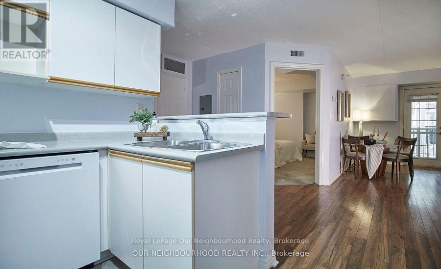 208 - 1431 Walker's Line, Burlington, Ontario  L7M 4N9 - Photo 7 - W12595130