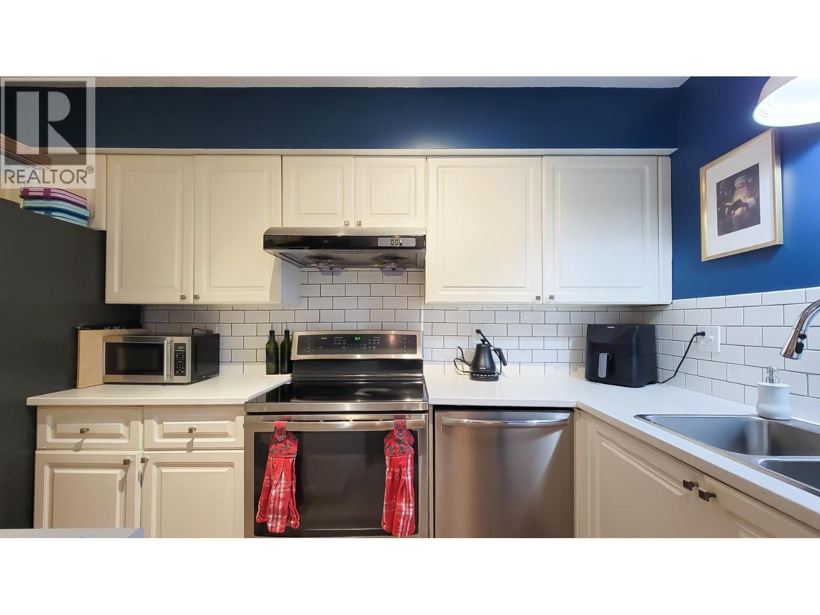 116 1570 Prairie Avenue, Port Coquitlam, British Columbia  V3B 1T4 - Photo 4 - R3071510