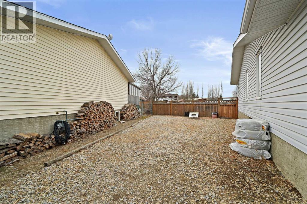 412 Madison Drive, Irricana, Alberta  T0M 1B0 - Photo 30 - A2270489