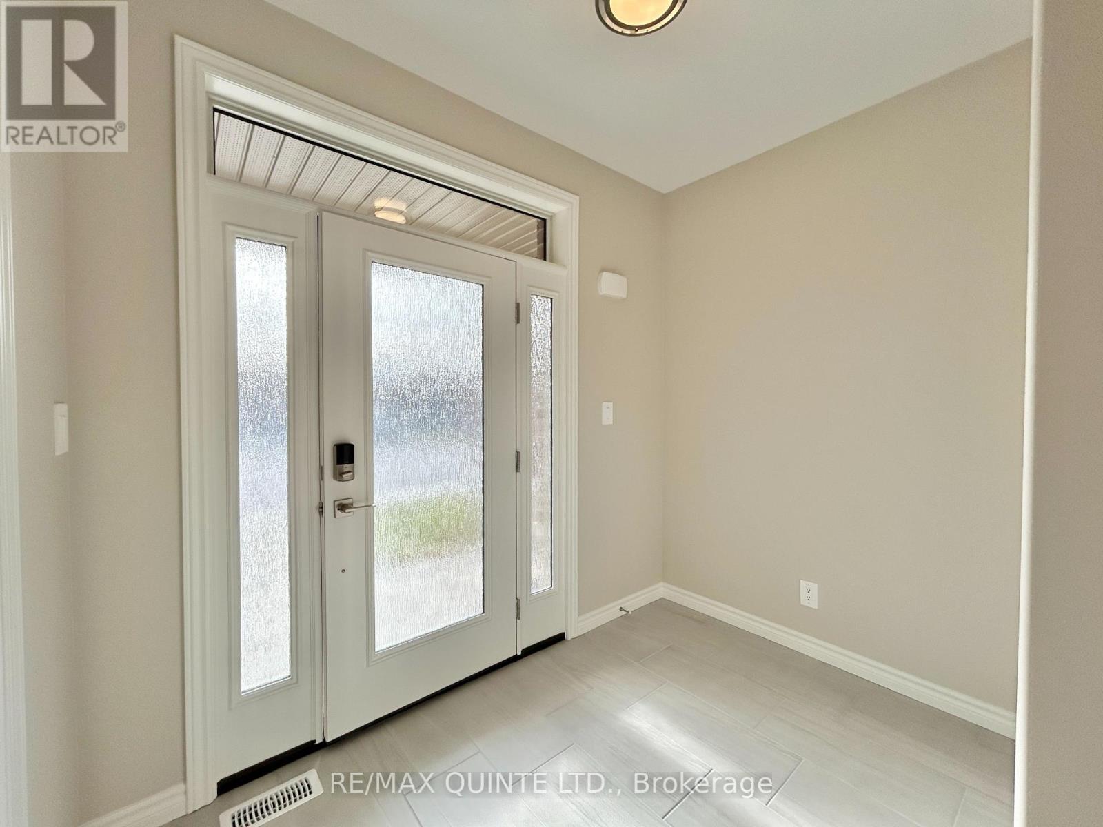 27 Athabaska Drive, Belleville, Ontario  K8N 0S6 - Photo 5 - X12595176