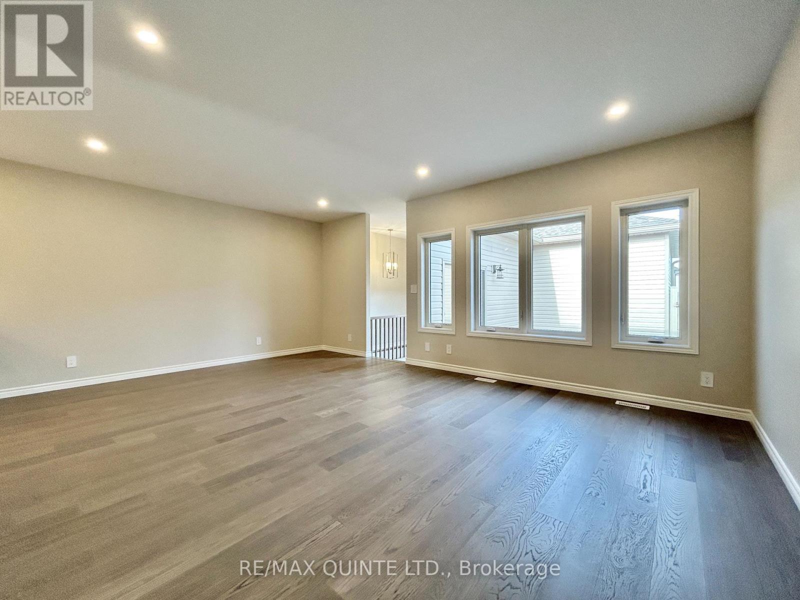 27 Athabaska Drive, Belleville, Ontario  K8N 0S6 - Photo 6 - X12595176