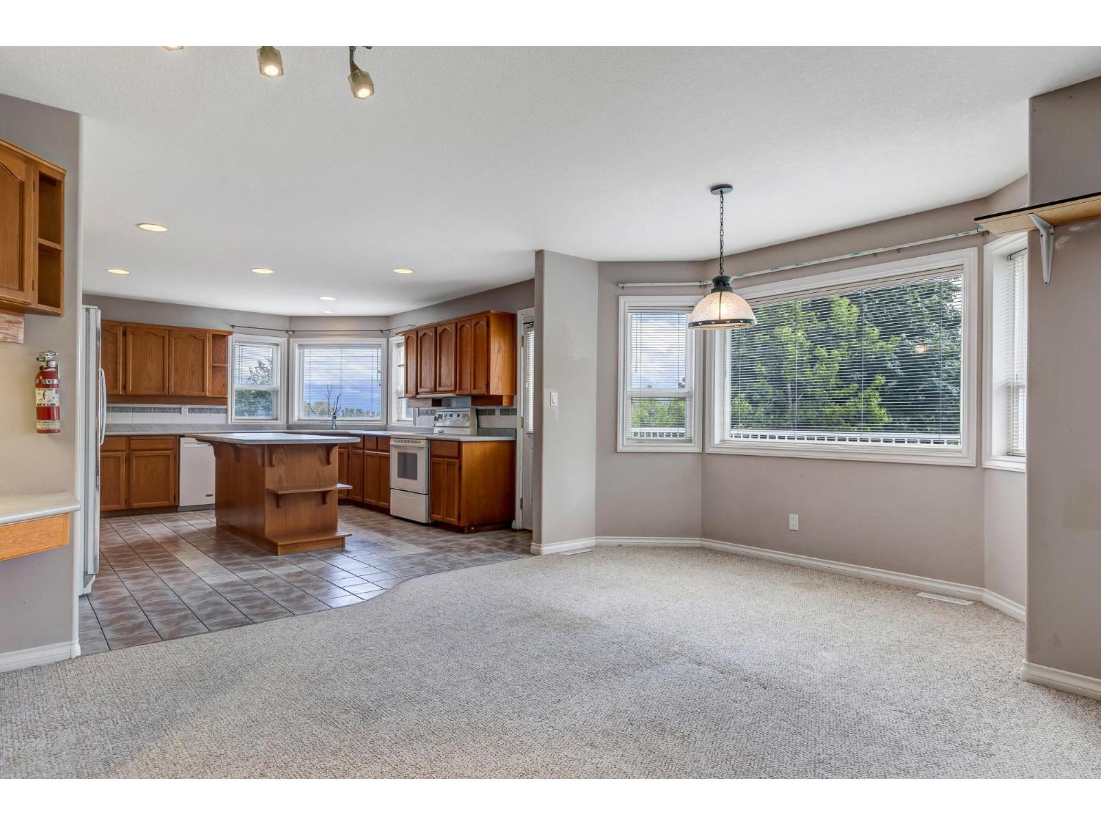 8678 Sunburst Place, Chilliwack Mountain, Chilliwack, British Columbia  V2R 3J1 - Photo 8 - R3071407