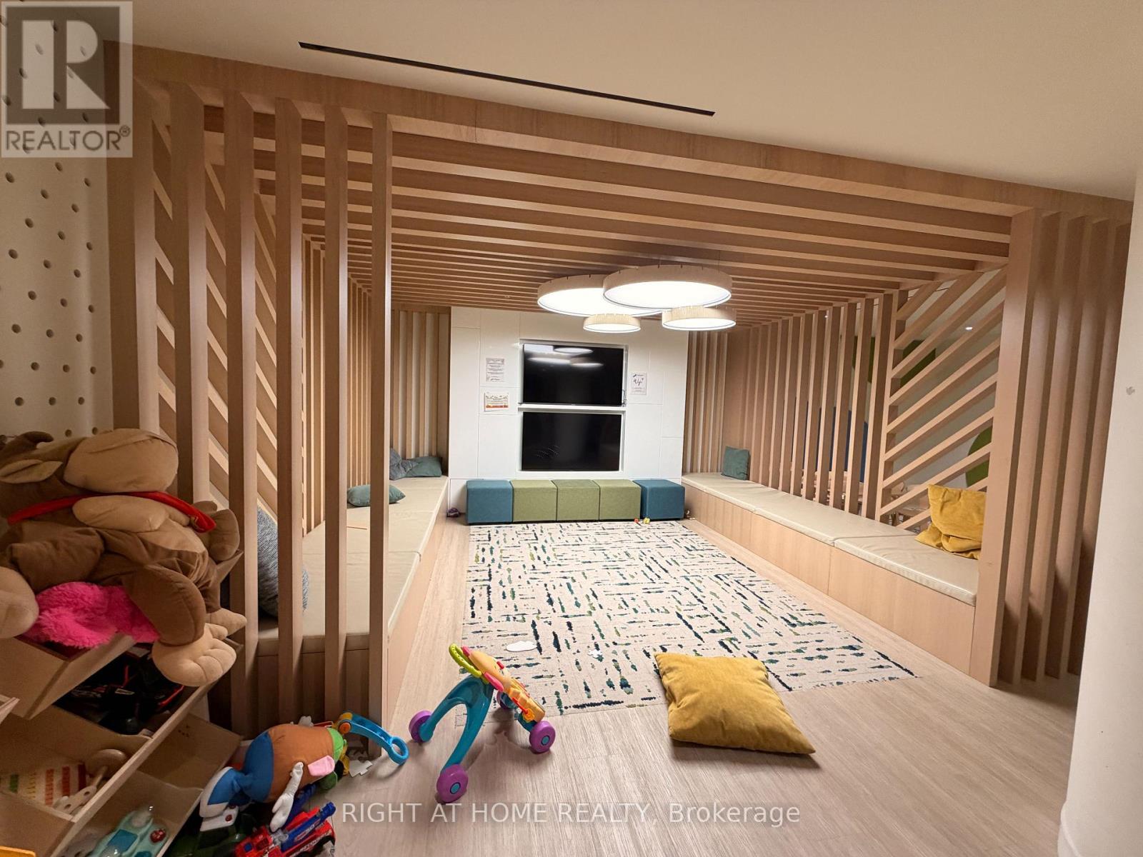 1801 - 5 Defries Street, Toronto, Ontario  M5A 0W7 - Photo 22 - C12481869