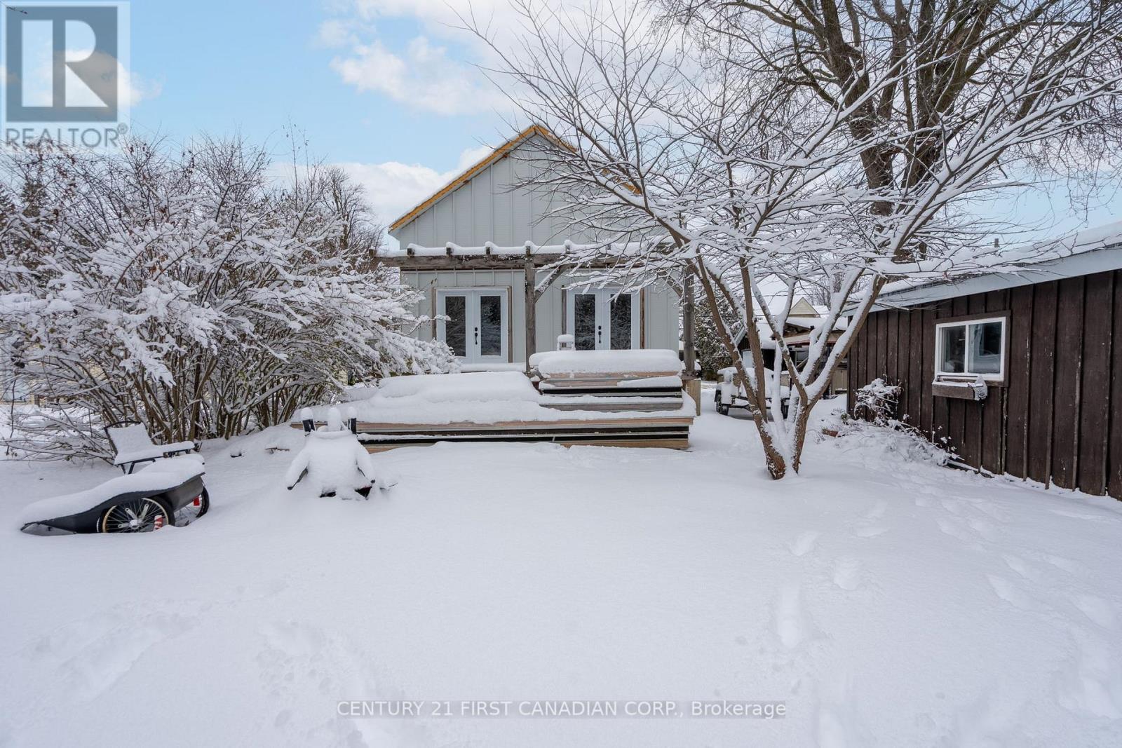 117 Alice Street, Lucan Biddulph, Ontario N0M 2J0 - Photo 26 - X12595190