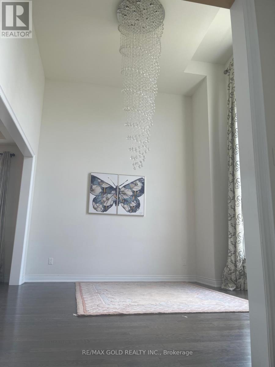 3 Poco Street N, Brampton, Ontario  L6P 4C3 - Photo 10 - W12594936