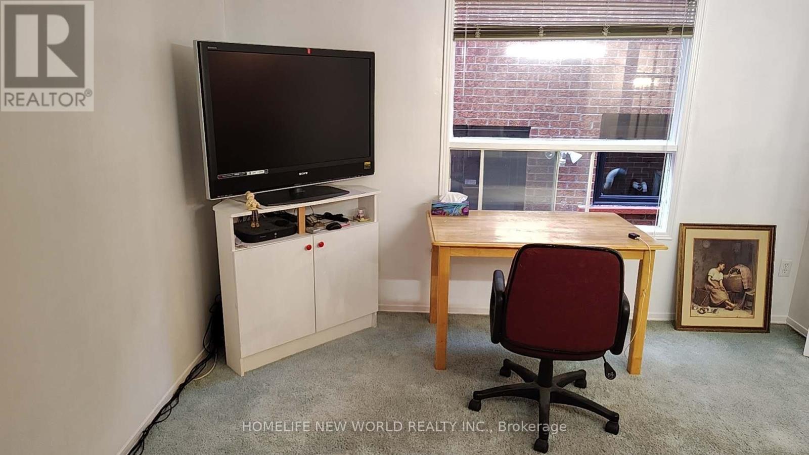 Main Floor - 3050 Olympus Mews, Mississauga, Ontario  L5N 4V7 - Photo 5 - W12594964