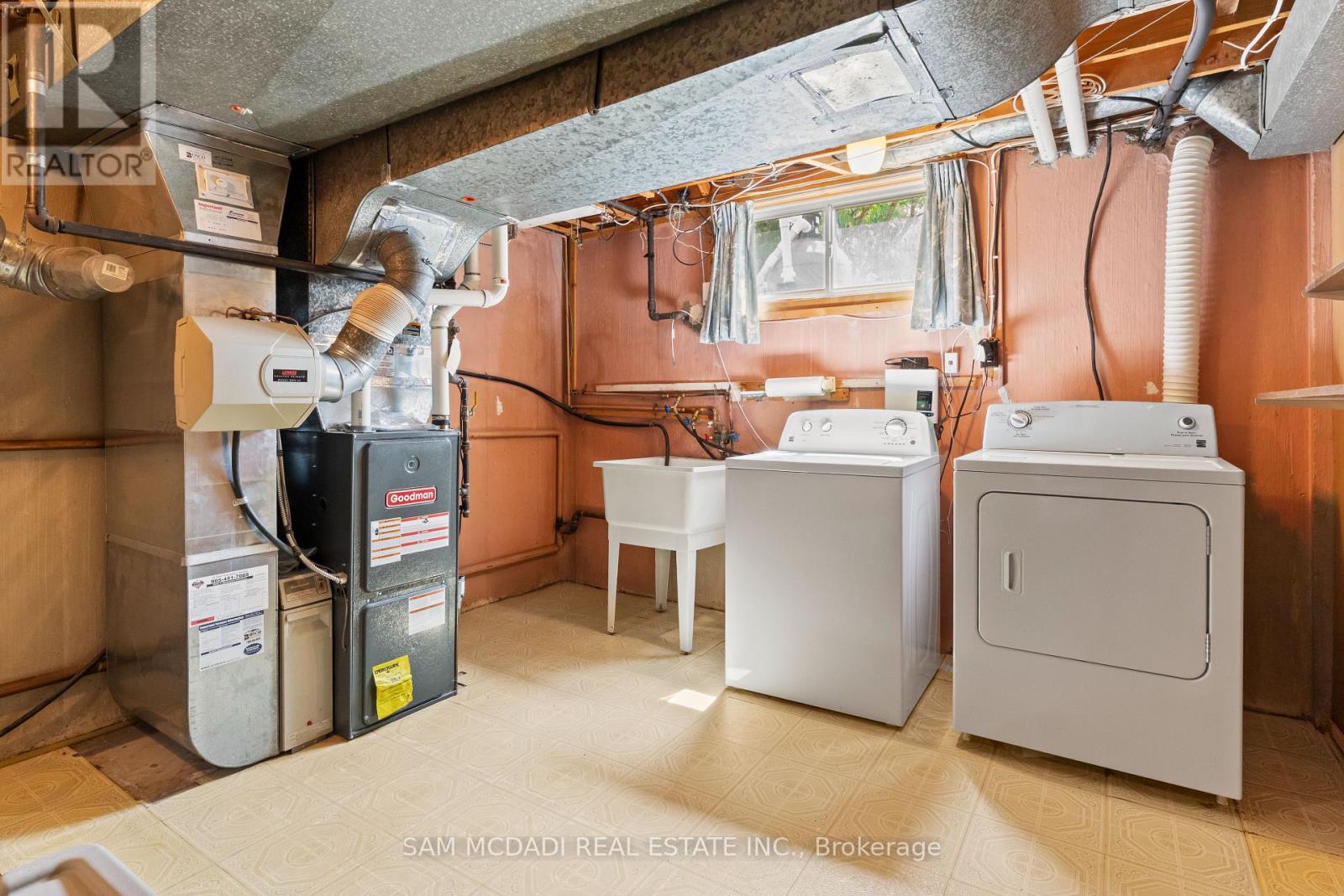 70 Frost Street, Toronto, Ontario  M9W 1Y8 - Photo 49 - W12595010