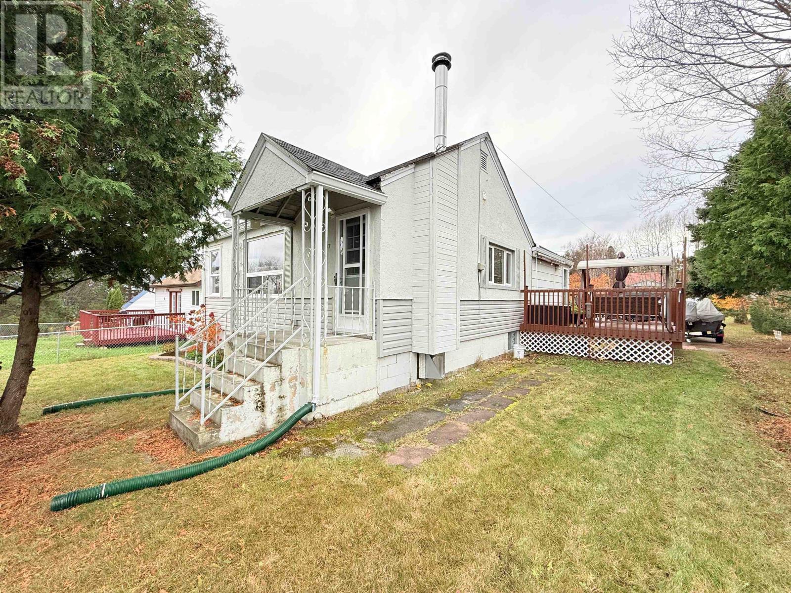 37 Second Ave N, Sioux Lookout, Ontario P8T 1H2 - Photo 22 - TB253359