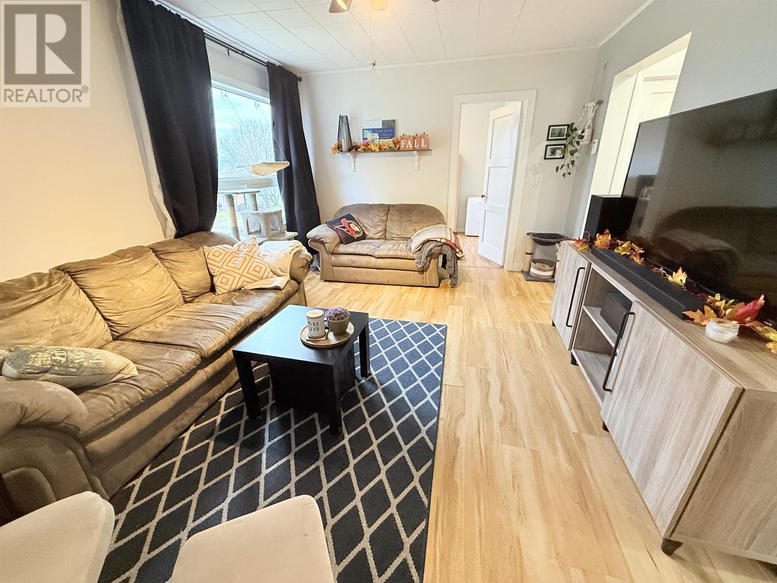 37 Second Ave N, Sioux Lookout, Ontario P8T 1H2 - Photo 6 - TB253359