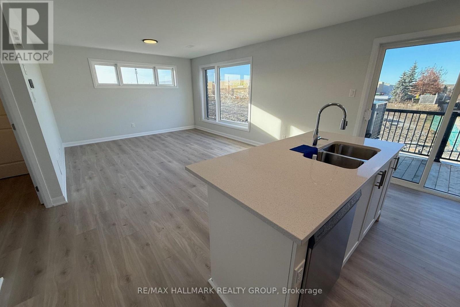 #11 - 701 Glenroy Gilbert Drive, Ottawa, Ontario K2J 7N8 - Photo 6 - X12595038