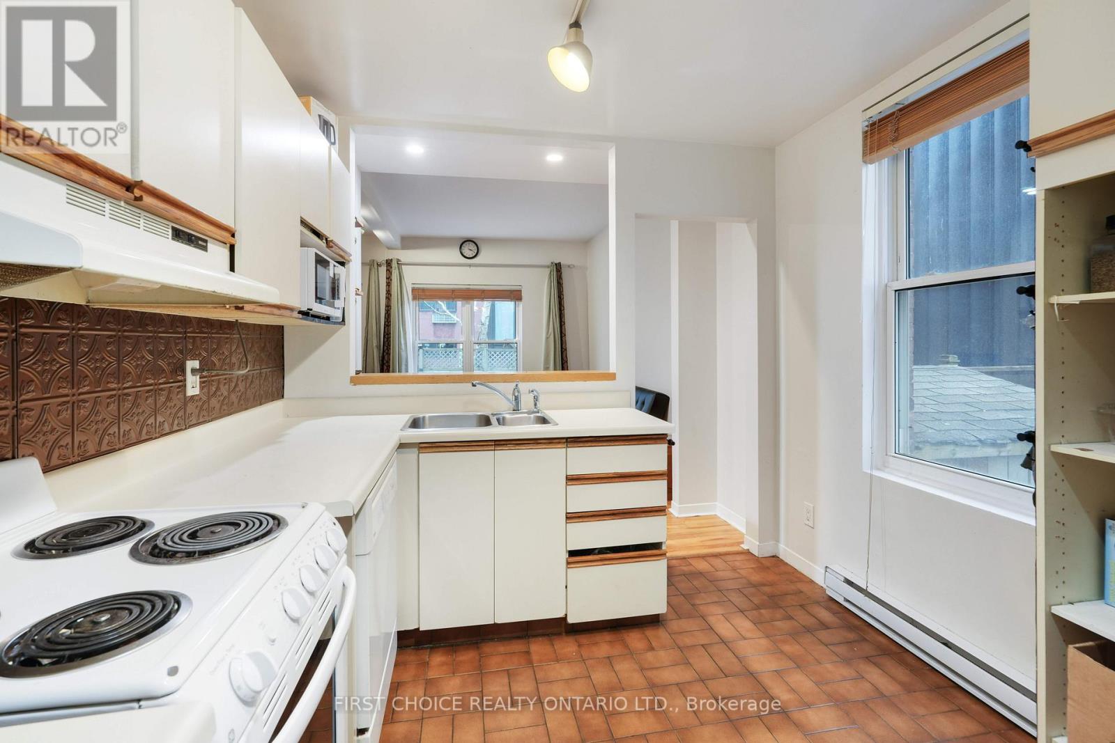 18 Rupert Street, Ottawa, Ontario K1S 3S3 - Photo 16 - X12595090