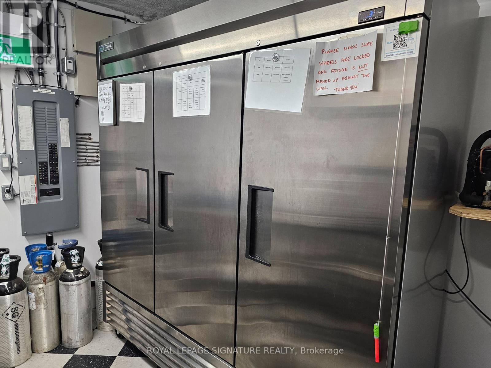 93 Main Street E, Huntsville, Ontario  P1H 2B9 - Photo 18 - X12594990