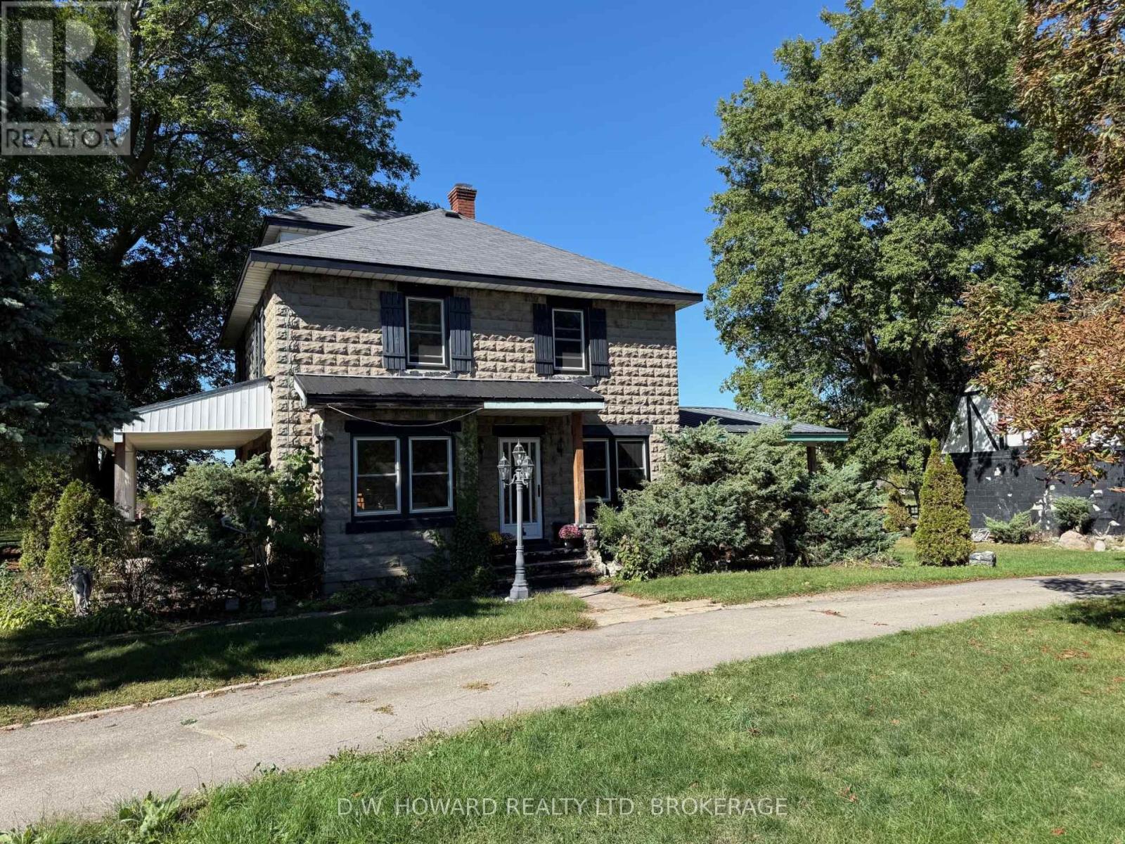 3276 Bertie Street, Fort Erie, Ontario  L0S 1N0 - Photo 2 - X12595098