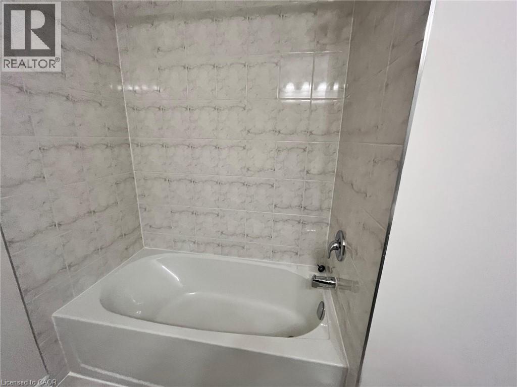 75 Gloria Street, Kitchener, Ontario  N2R 0R4 - Photo 15 - 40791760