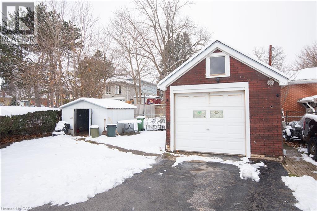 90 Osler Drive, Dundas, Ontario  L9H 4B5 - Photo 31 - 40791451