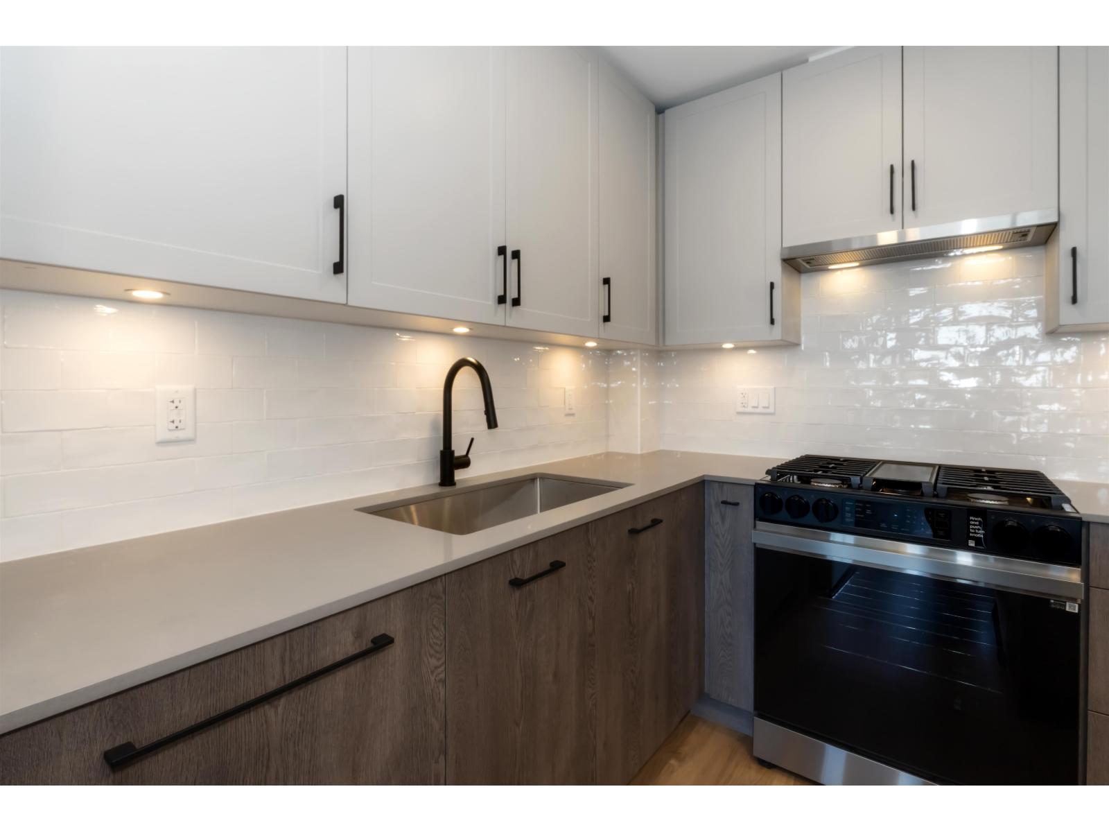 302 27215 Aldergrove Town Centre Drive, Langley, British Columbia  V4W 0E3 - Photo 6 - R3071049