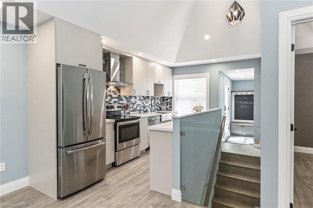 95 Houghton Avenue N, Hamilton, Ontario L8H 4L5 - Photo 12 - 40790452