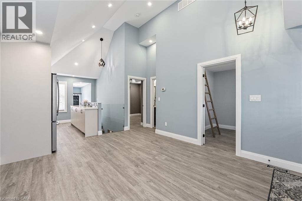 95 Houghton Avenue N, Hamilton, Ontario L8H 4L5 - Photo 7 - 40790452