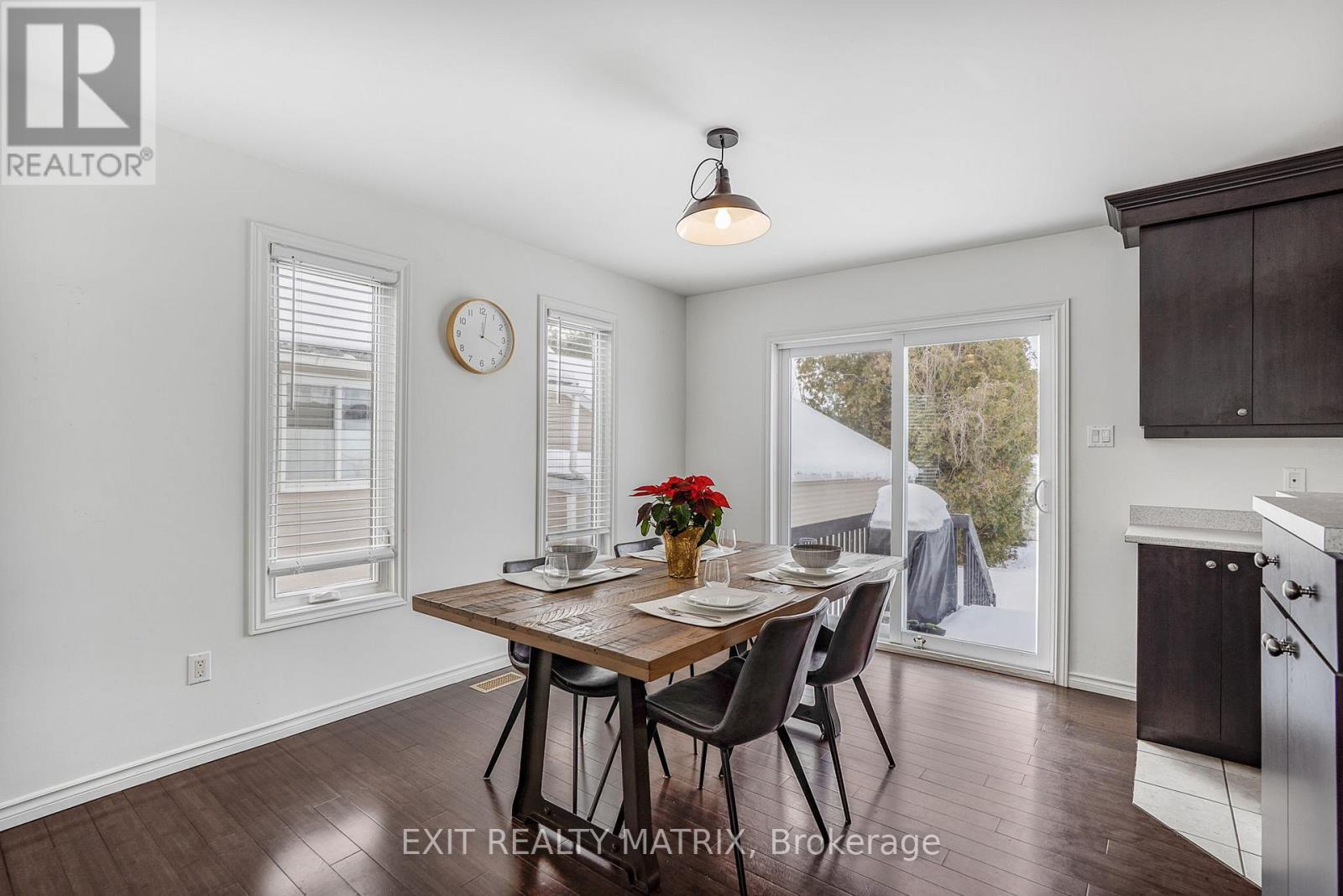 156 Longueuil Street, Champlain, Ontario  K0B 1K0 - Photo 11 - X12595046