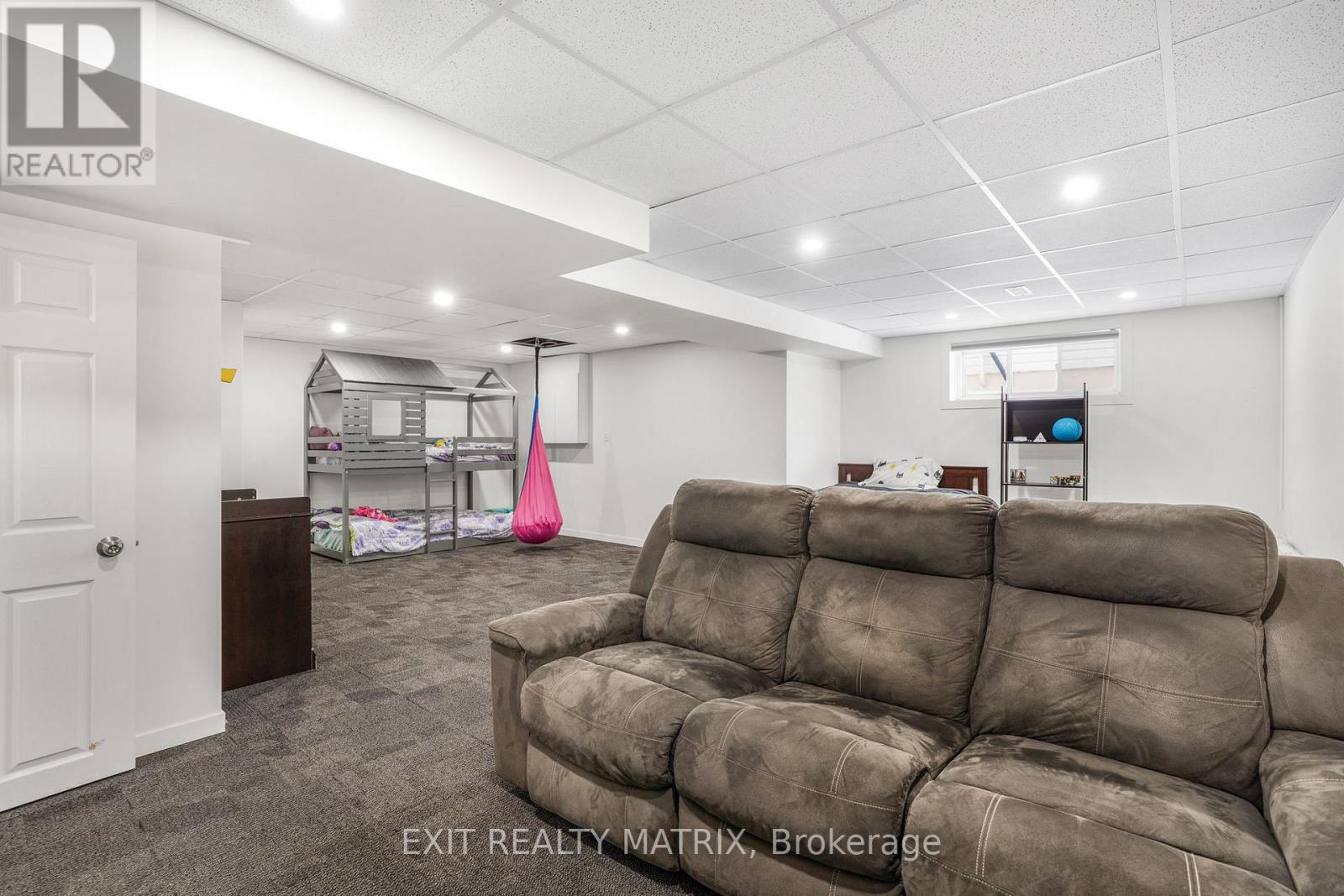 156 Longueuil Street, Champlain, Ontario  K0B 1K0 - Photo 24 - X12595046