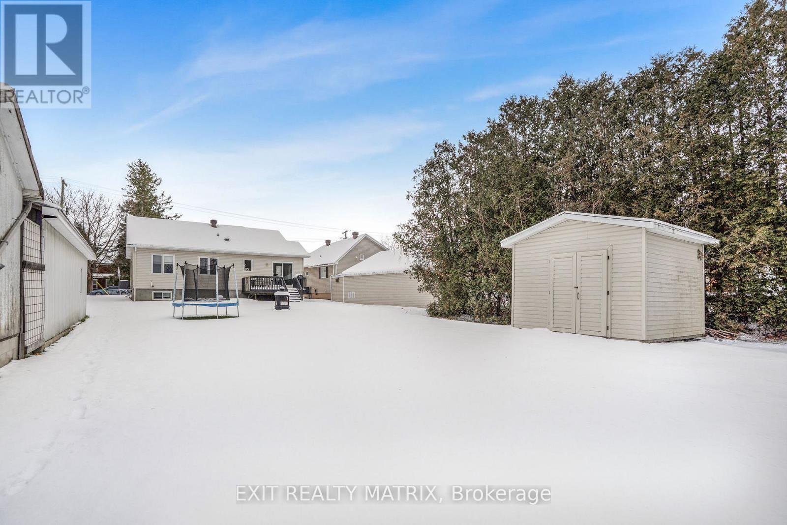 156 Longueuil Street, Champlain, Ontario  K0B 1K0 - Photo 27 - X12595046