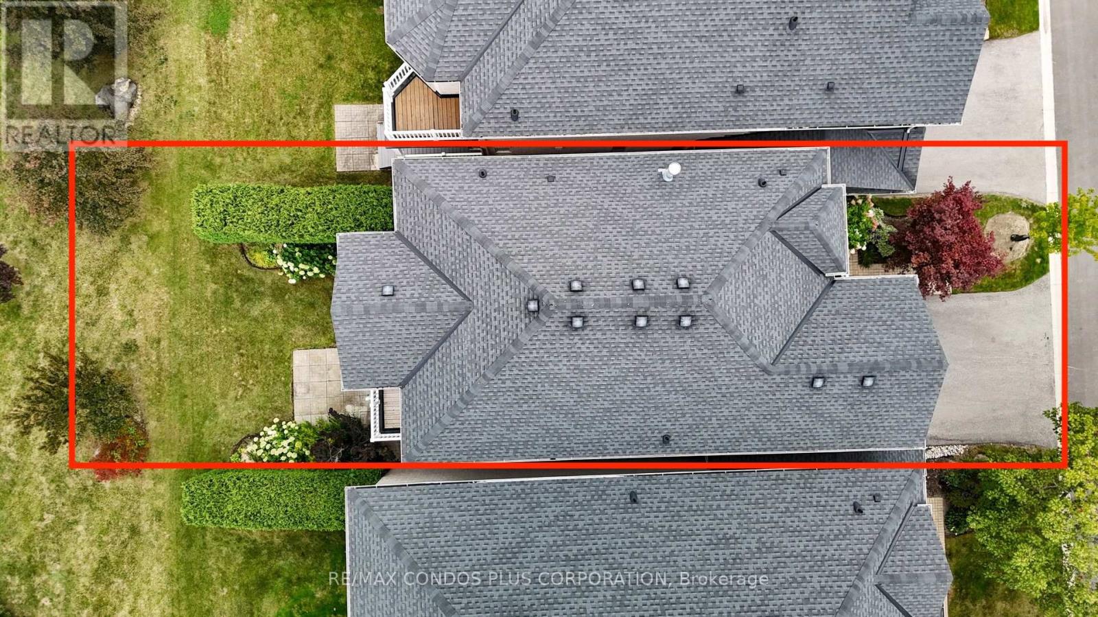 81 Stonecliffe Crescent, Aurora, Ontario  L4G 7Z7 - Photo 4 - N12586200