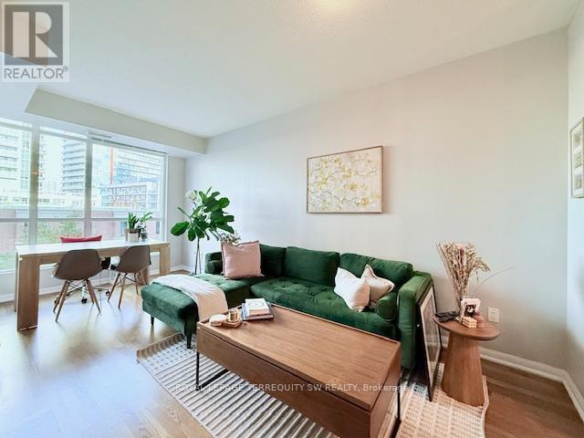 420 - 628 Fleet Street, Toronto, Ontario M5V 1A8 - Photo 3 - C12594880