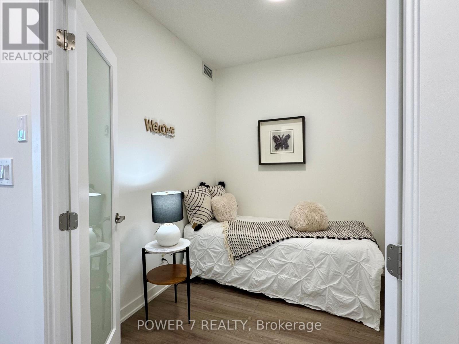 1308 - 292 Verdale Crossing, Markham, Ontario  L6G 0H6 - Photo 5 - N12589066