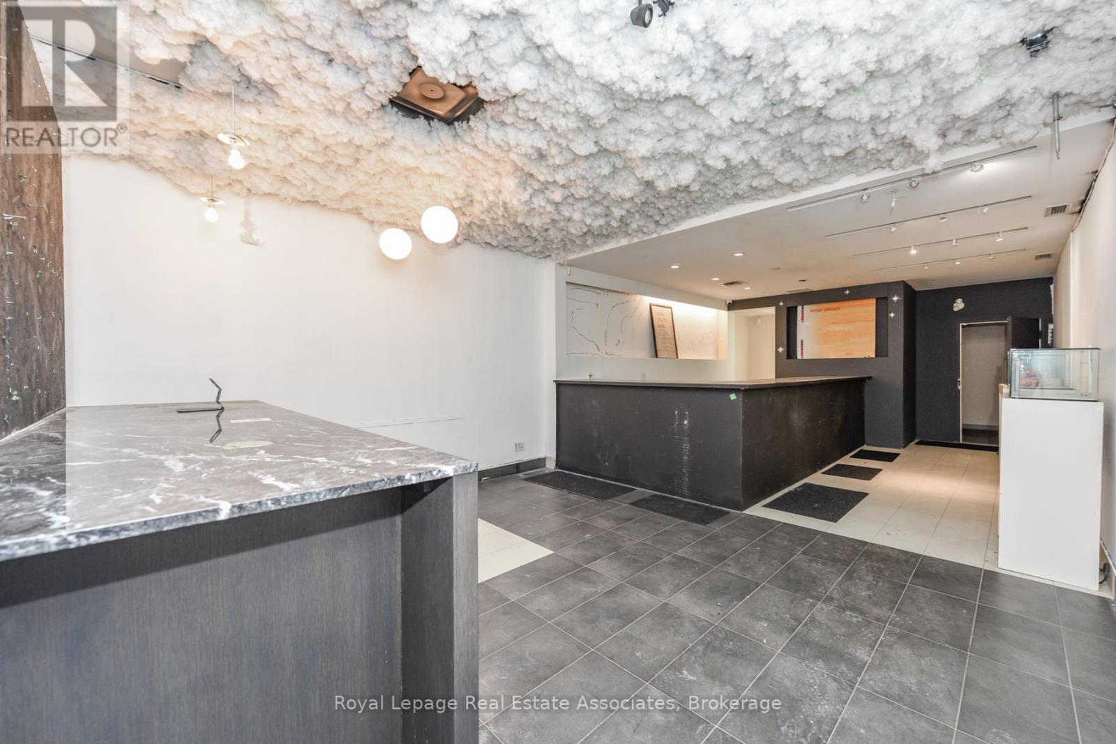 Main Level - 756 Yonge Street, Toronto, Ontario  M4Y 2B6 - Photo 11 - C12595028