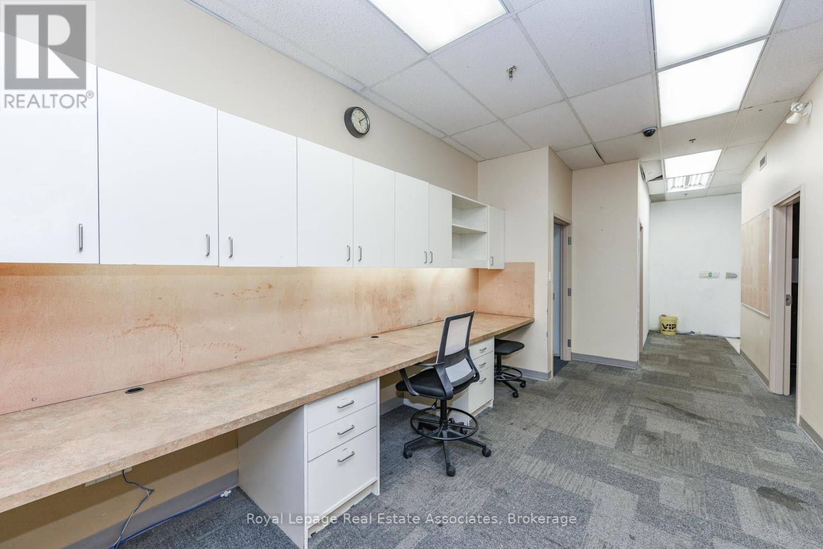 Main Level - 756 Yonge Street, Toronto, Ontario  M4Y 2B6 - Photo 16 - C12595028