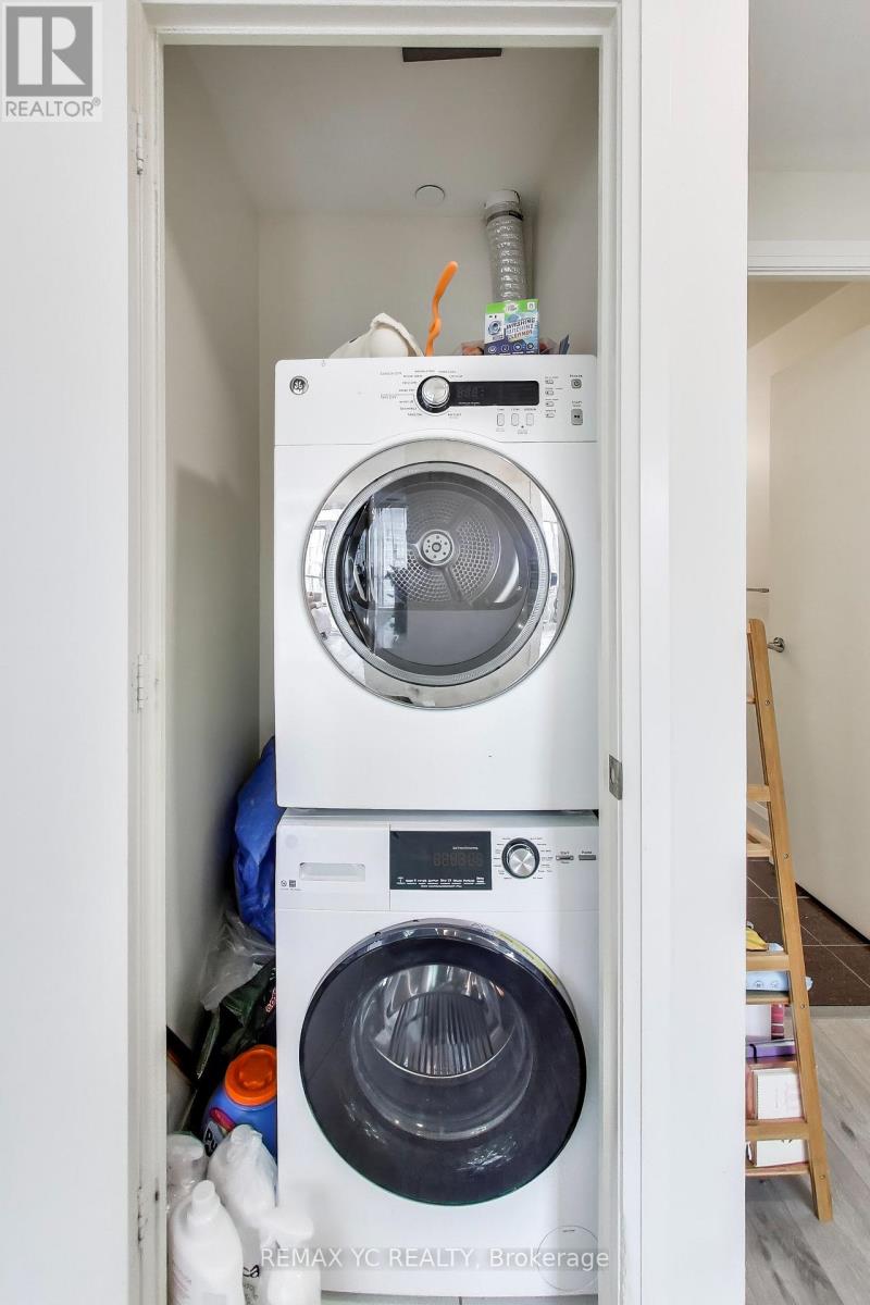 1002 - 68 Canterbury Place, Toronto, Ontario  M2N 0J3 - Photo 13 - C12595036