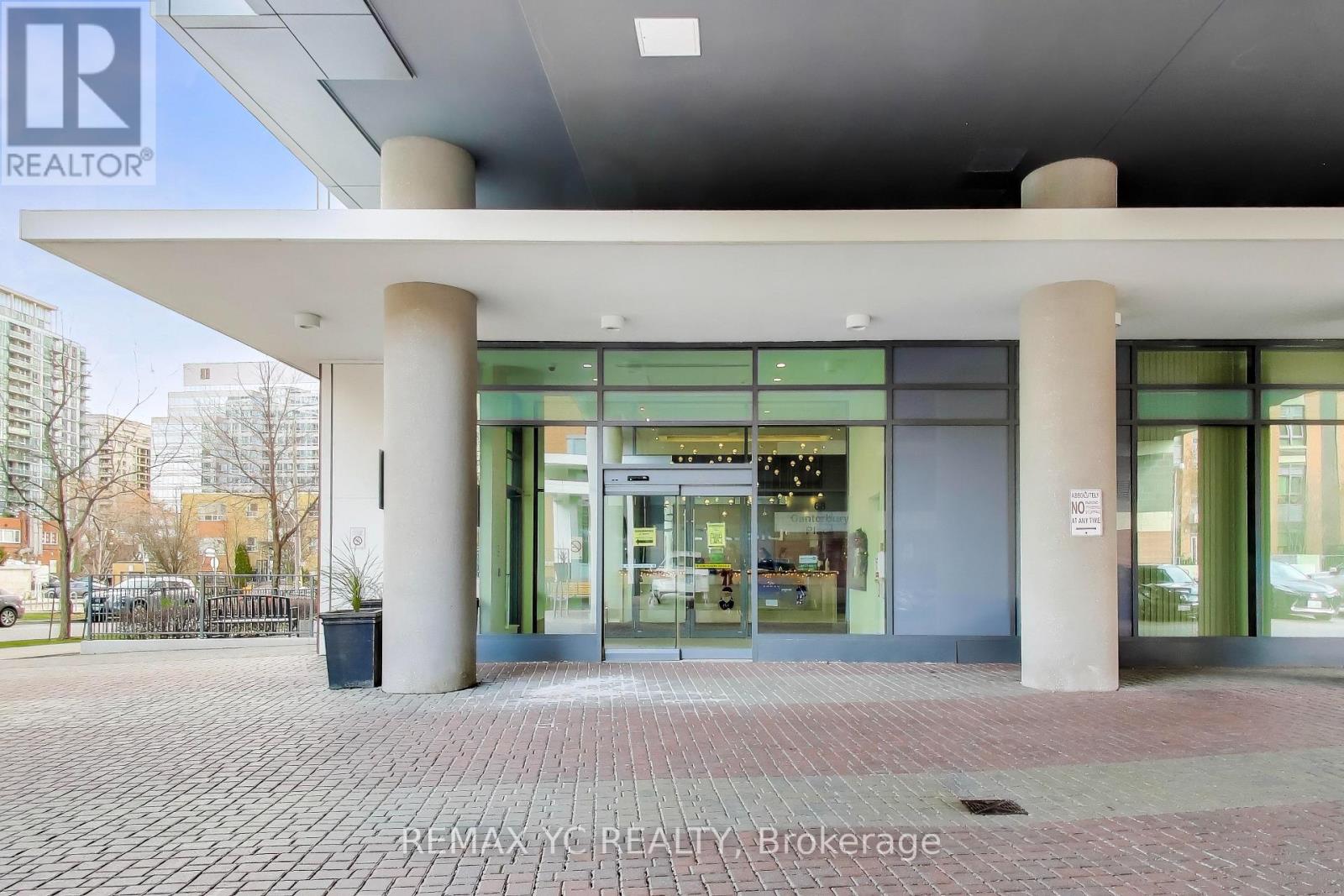 1002 - 68 Canterbury Place, Toronto, Ontario  M2N 0J3 - Photo 3 - C12595036